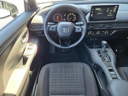 Used 2026 Honda HR-V Sport image 13