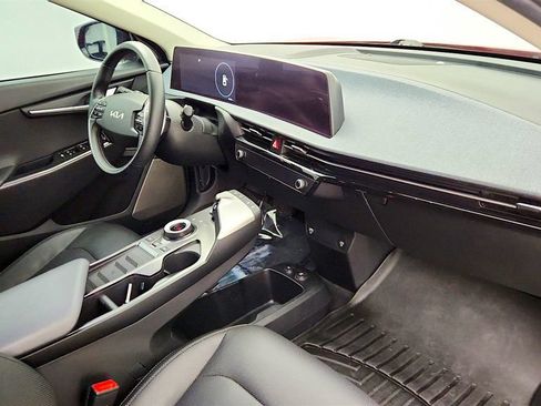 Used 2022 Kia EV6 Wind RWD image 24