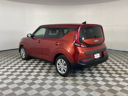 Used 2022 Kia Soul LX FWD image 21