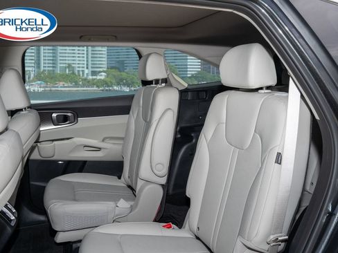 Used 2026 Kia Sorento EX w/ EX Premium Package FWD image 19