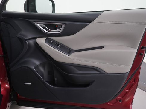 Used 2020 Subaru Forester Limited w/ Popular Package #3 image 11