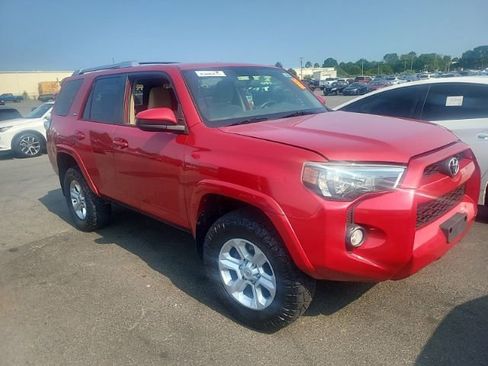 Used 2016 Toyota 4Runner SR5 image 28