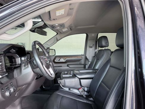 Used 2024 GMC Sierra 1500 SLE w/ Preferred Package AWD/4WD image 12