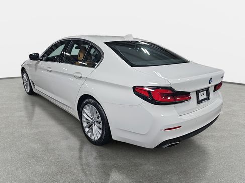 Certified 2023 BMW 530i w/ Executive Package image 8