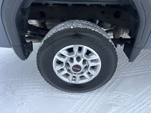 Used 2020 GMC Sierra 2500 SLE w/ LPO, GMC Protection Package image 9