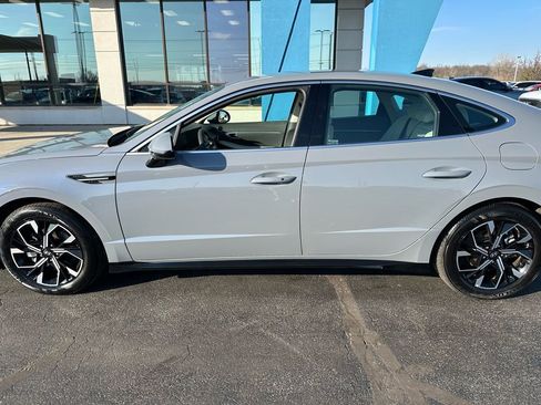 Used 2025 Hyundai Sonata SEL image 4