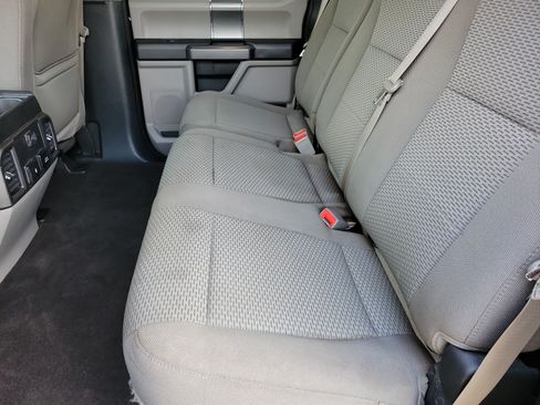 Used 2019 Ford F150 XLT w/ Equipment Group 302A Luxury AWD/4WD image 12