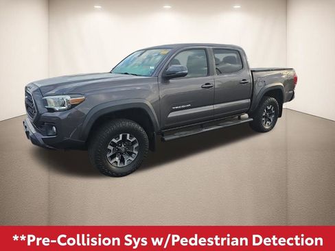 Used 2018 Toyota Tacoma TRD Off-Road image 13