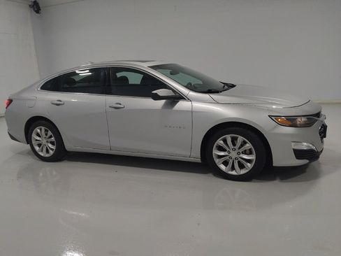 Used 2021 Chevrolet Malibu LT FWD image 11