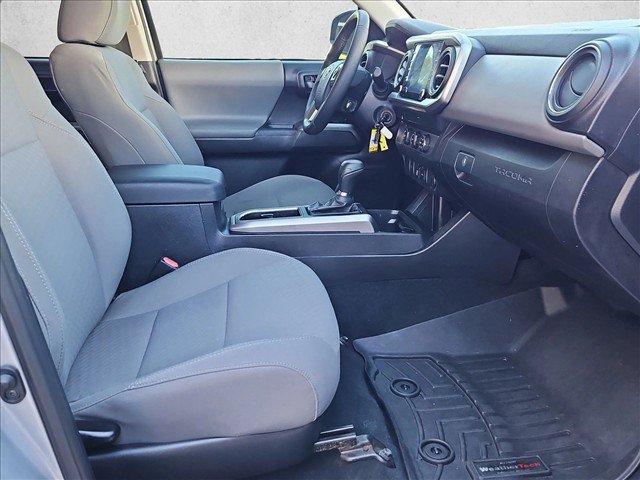 Used 2020 Toyota Tacoma SR5 RWD image 19