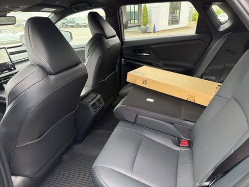 New 2026 Subaru Solterra AWD/4WD image 5