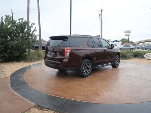 Used 2023 Chevrolet Tahoe Z71 w/ Max Trailering Package image 2