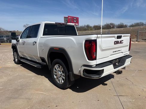 Used 2022 GMC Sierra 2500 Denali image 8