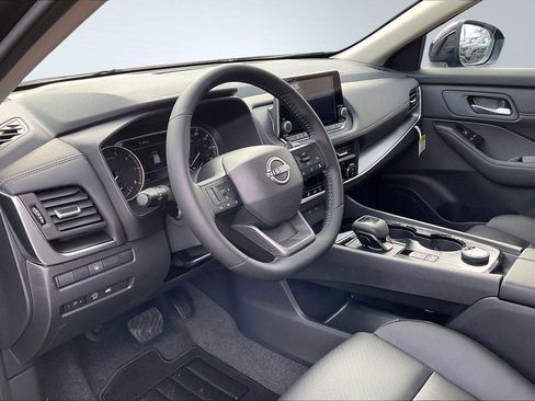 New 2026 Nissan Rogue SV w/ SV Premium Package AWD/4WD image 7