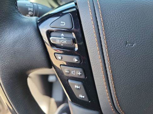 Used 2023 INFINITI QX80 Sensory w/ Cargo Package AWD/4WD image 13