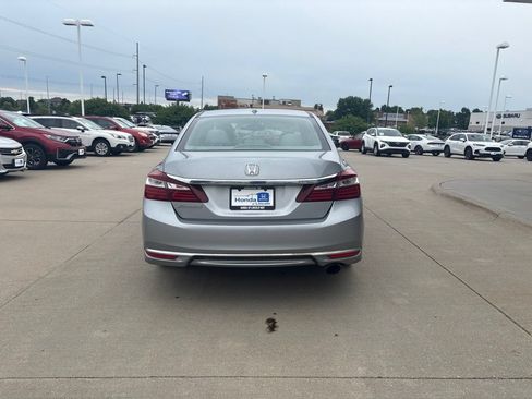 Used 2016 Honda Accord EX-L image 6