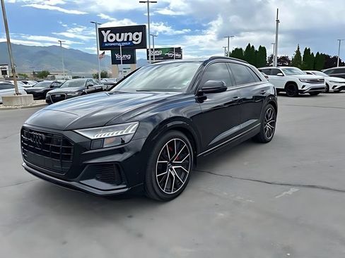Used 2020 Audi Q8 Prestige AWD/4WD image 7