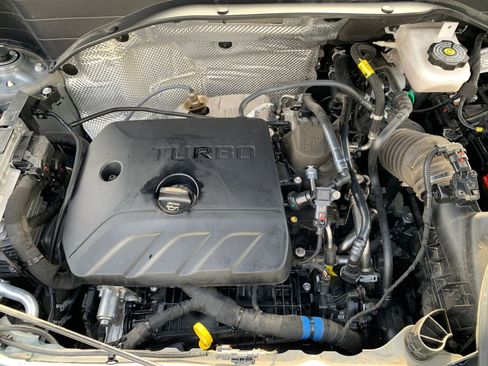 Used 2025 Chevrolet TrailBlazer LT image 30