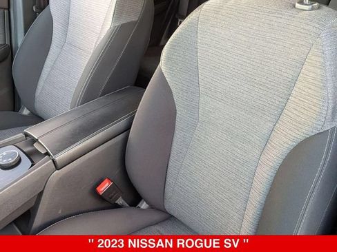 Used 2023 Nissan Rogue SV AWD/4WD image 15