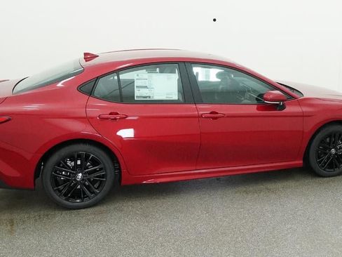 New 2026 Toyota Camry SE FWD image 10