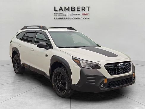 Used 2022 Subaru Outback Wilderness w/ Wilderness Package AWD/4WD image 7