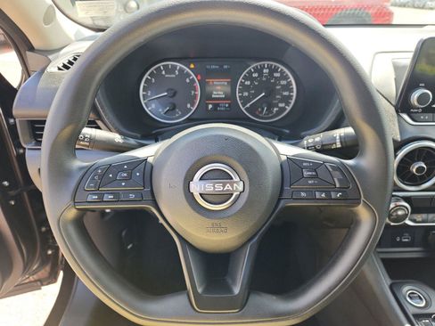 Used 2025 Nissan Sentra S FWD image 18