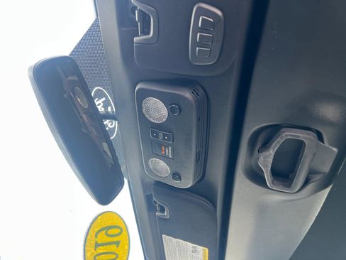 Used 2019 Ford Mustang Premium image 26