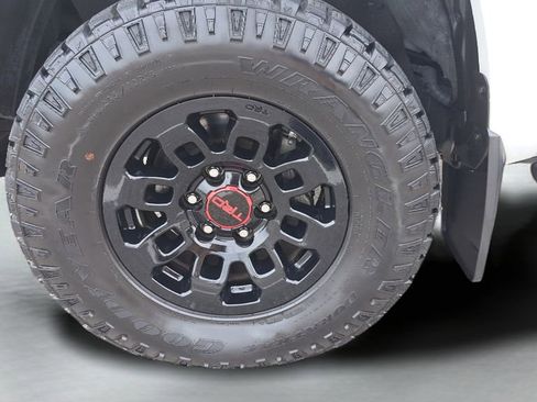 Used 2023 Toyota Tacoma SR5 image 10