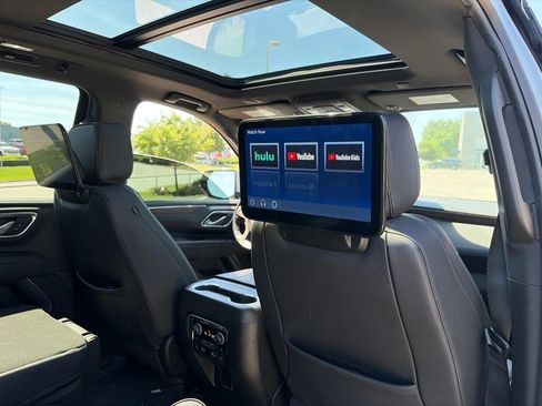 Used 2023 Chevrolet Tahoe High Country w/ Advanced Technology Package AWD/4WD image 7