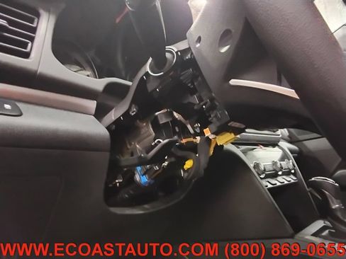 Used 2020 Hyundai Elantra SEL w/ Cargo Package (C1) image 18