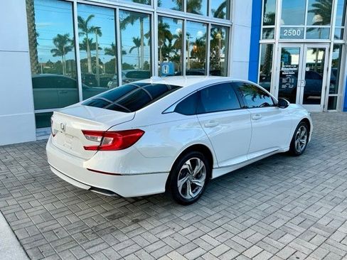 Used 2020 Honda Accord EX image 6