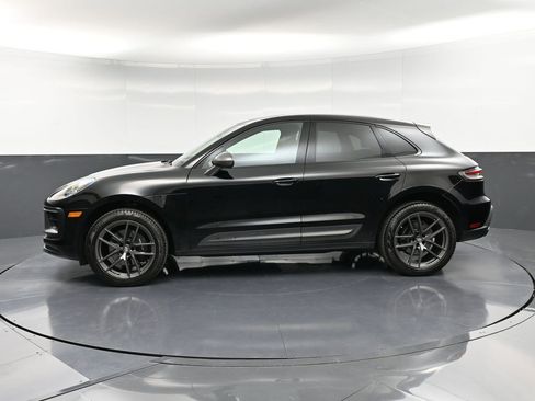 Certified 2024 Porsche Macan Turbo image 2