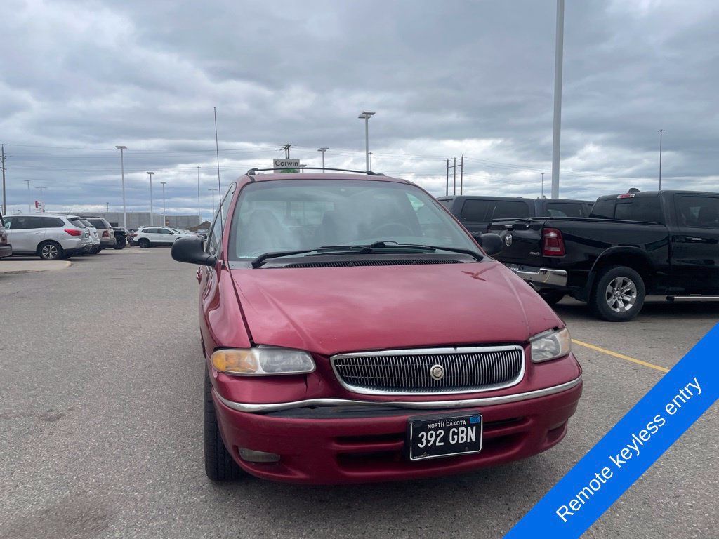 Used 1997 Chrysler Town & Country SX FWD image 2