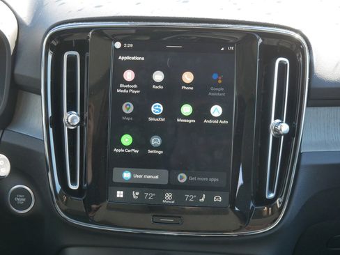 New 2026 Volvo XC40 B5 Plus w/ Climate Package image 9