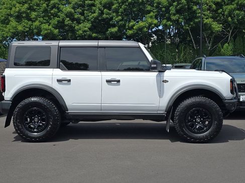 Used 2023 Ford Bronco Wildtrak AWD/4WD image 3