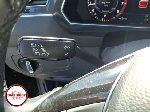 Used 2019 Volkswagen Tiguan SEL Premium AWD/4WD image 19