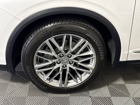 Used 2023 Acura MDX SH-AWD w/ Advance Package image 12