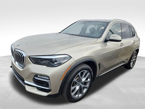 Used 2019 BMW X5 xDrive40i w/ Luxury Seating Package image 3