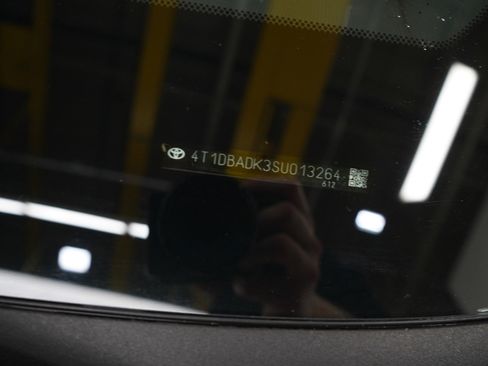 Used 2025 Toyota Camry XSE w/ Premium Plus Package AWD/4WD image 30