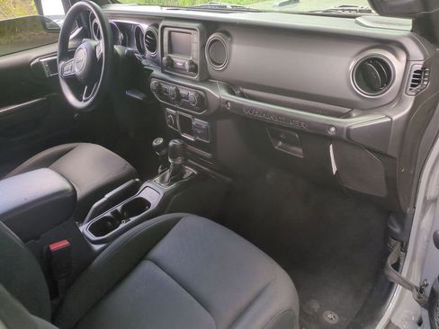 Used 2021 Jeep Wrangler Unlimited Sport AWD/4WD image 27