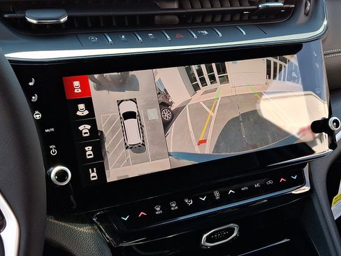 New 2026 Jeep Grand Cherokee Limited Reserve image 14