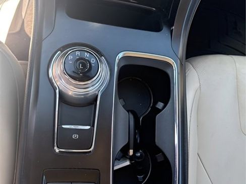 Used 2018 Ford Fusion Titanium image 17