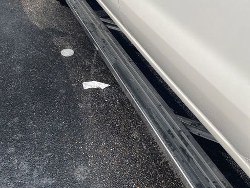 Used 2021 Chevrolet Silverado 1500 High Country w/ Technology Package image 12