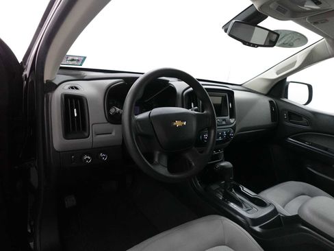 Used 2019 Chevrolet Colorado W/T w/ Custom Special Edition image 15