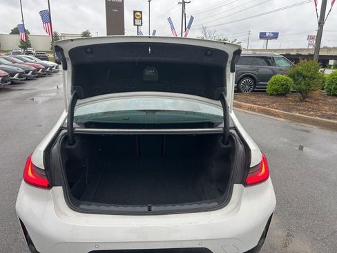 Used 2025 BMW 330i Sedan w/ M Sport Package RWD image 31