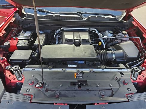 Used 2025 GMC Canyon Elevation w/ Convenience Package image 31