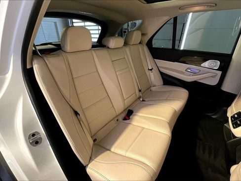 Certified 2024 Mercedes-Benz GLE 450 4MATIC image 19
