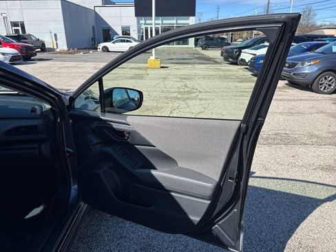Used 2024 Subaru Crosstrek 2.0i Premium image 11