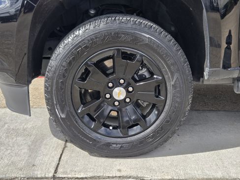 Used 2022 Chevrolet Colorado LT w/ Luxury Package image 7