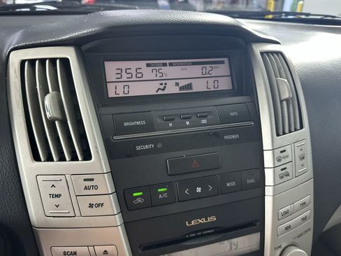 Used 2004 Lexus RX 330 AWD image 17